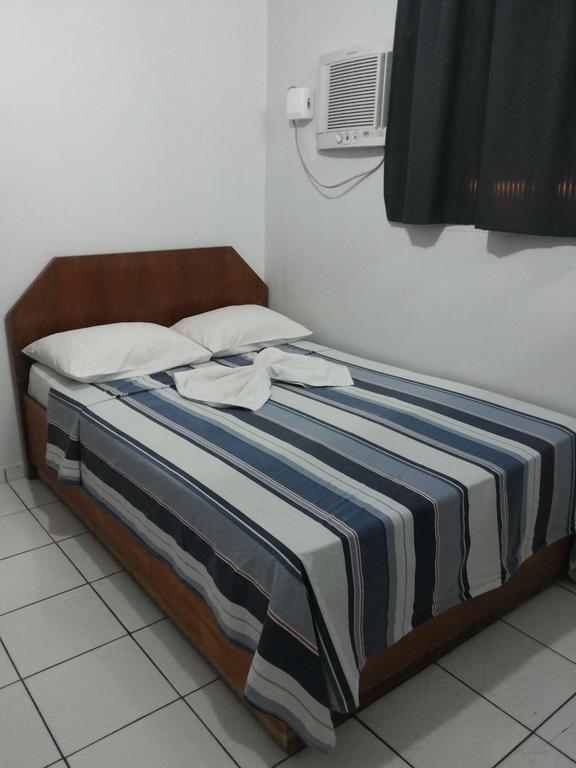 Santa Cruz Hotel Goiânia Quarto foto
