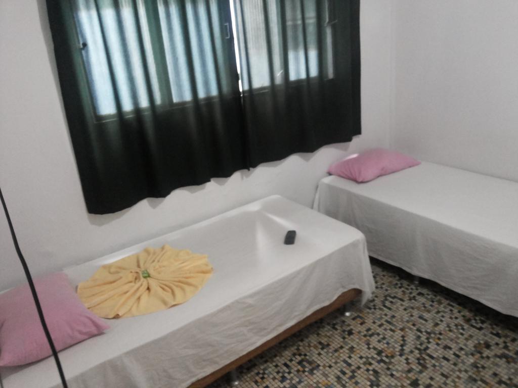 Santa Cruz Hotel Goiânia Quarto foto